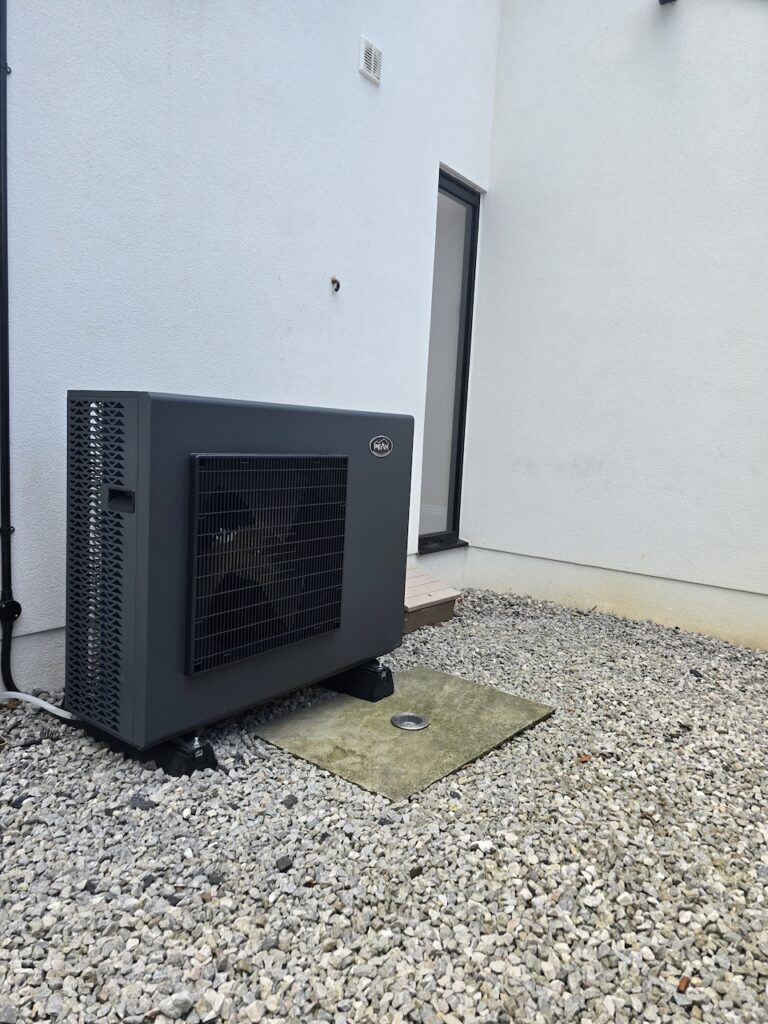 Heatpump Installation 1