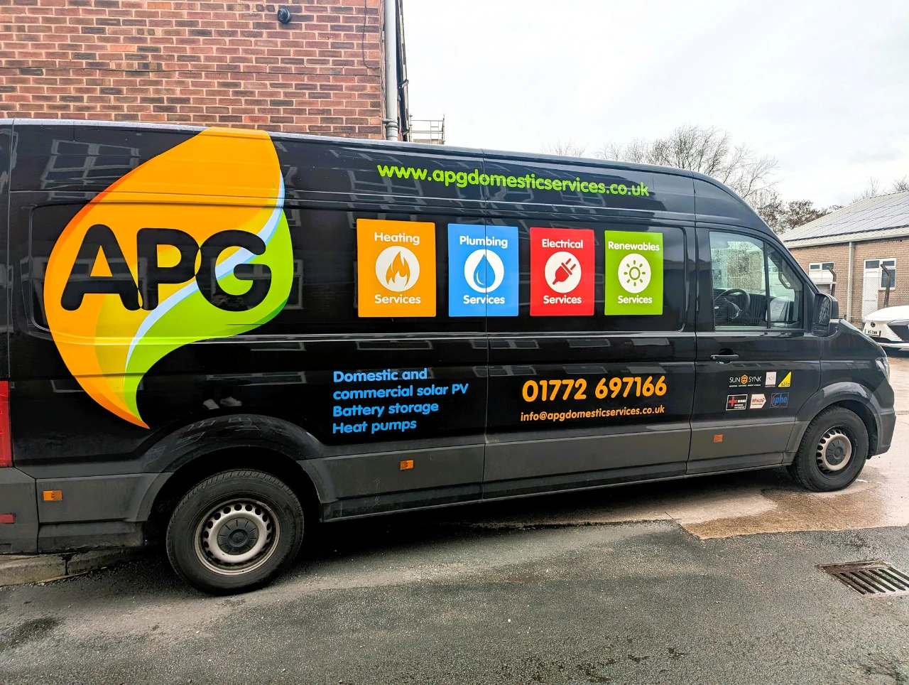 Apg Van