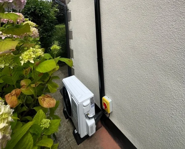 Air Conditioning Condenser Unit Installation Little Hoole Preston By Apg Domestic Services (1) 1